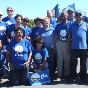 Die DA se â€œBlou Golfâ€ op pad na die strate kort voor die tussenverkiesing op 26 November 2014